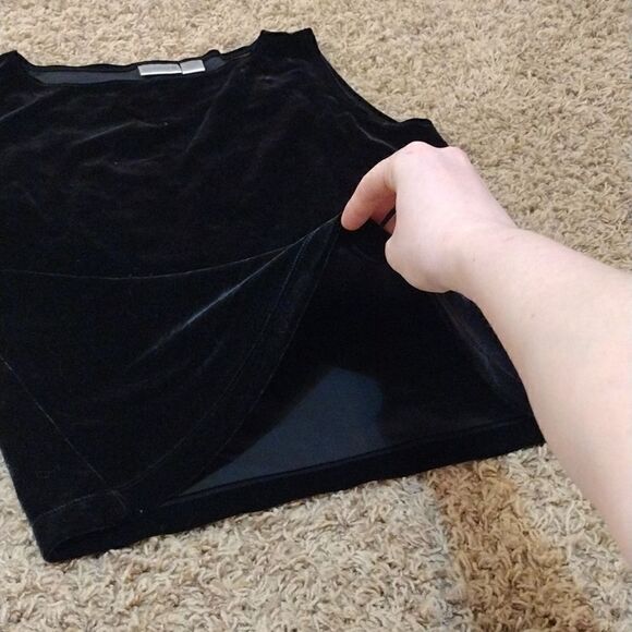 Chico’s Women's Size 2 Solid Black Velvety Stretchy Sleeveless Tank Top - Picture 8 of 10